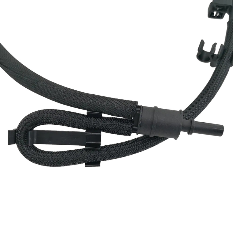 WOMALA Fuel Overflow Hose LR032107 voor Land Rover Range Rover Discovery Defender 2021
