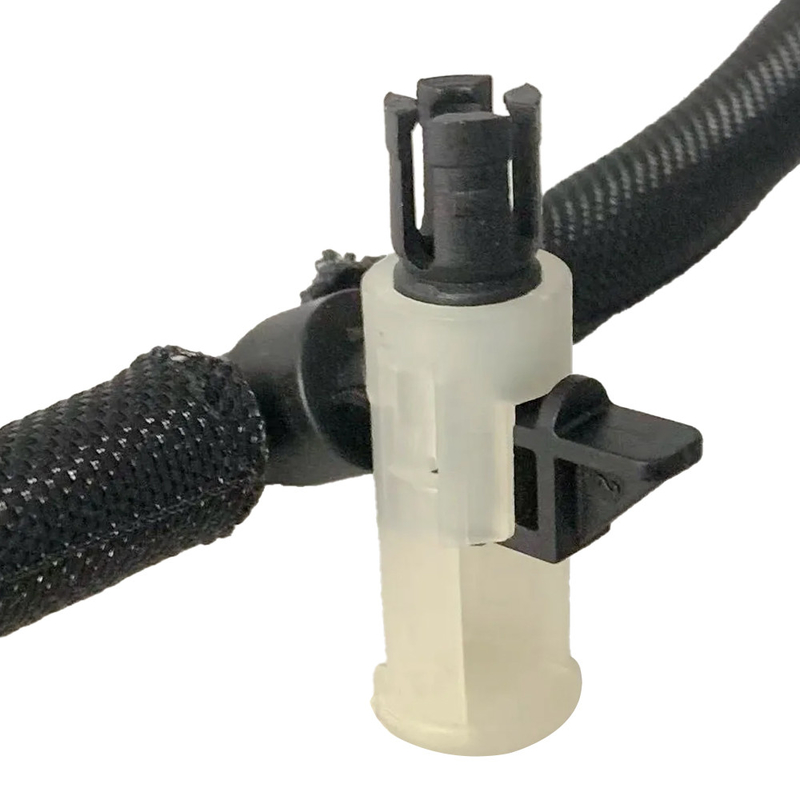 WOMALA Fuel Overflow Hose LR032107 voor Land Rover Range Rover Discovery Defender 2021