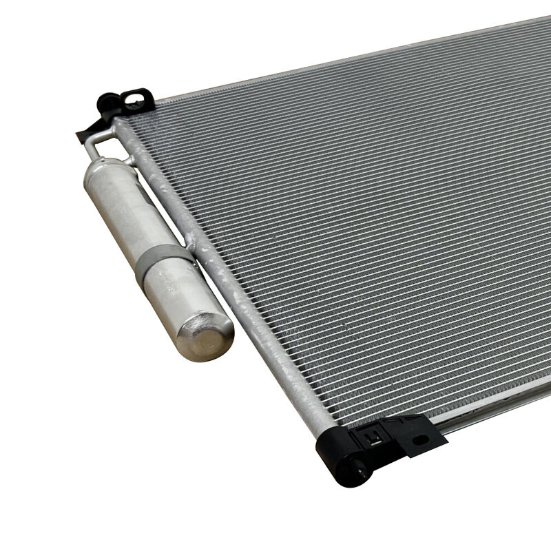 Womala Airconditioning Condensor LR106642 voor LAND ROVER RANGE ROVER SPORT DISCOVERY